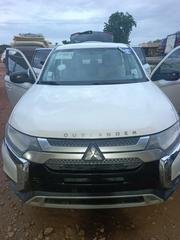 Mitsubishi Outlander SEL FWD 2019 White for sale