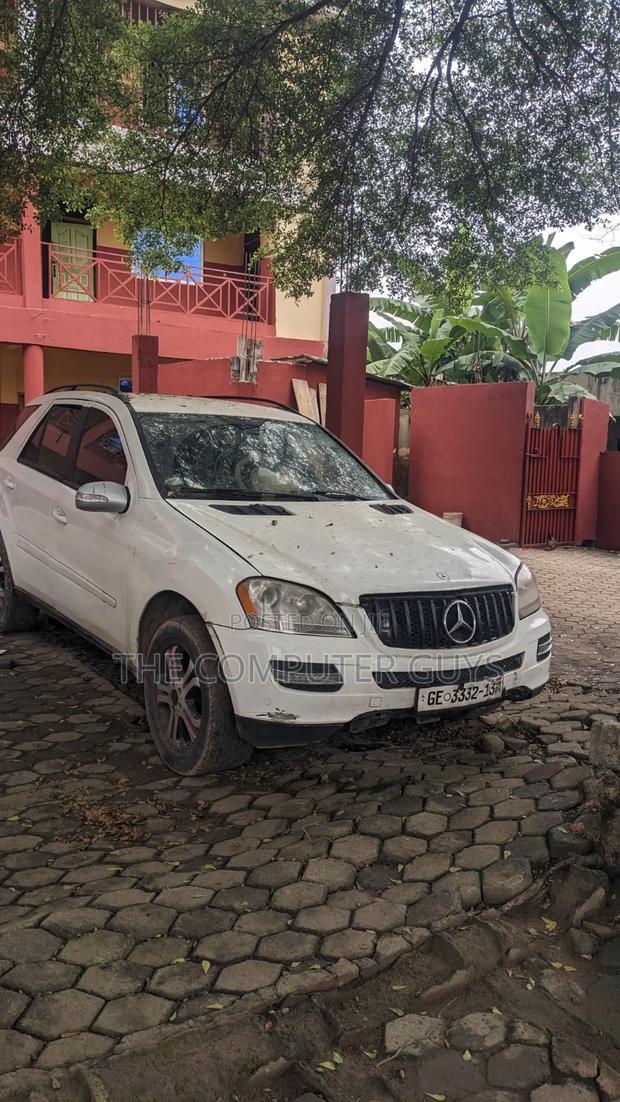 Mercedes-Benz M Class 2007 White