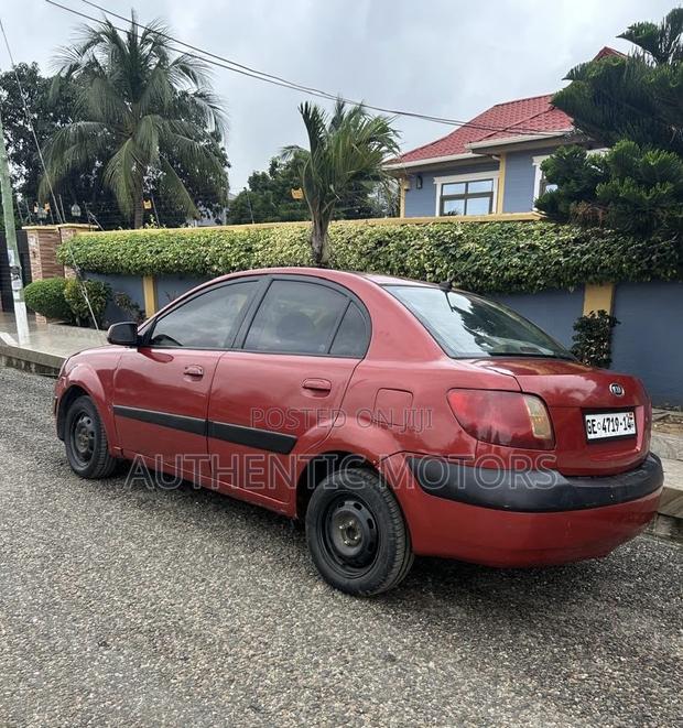 Kia Rio 2010 Red