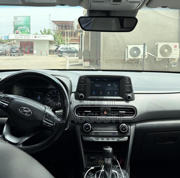 Hyundai Kona 2018 White