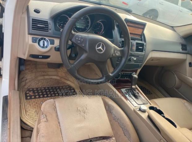 Mercedes-Benz C300 2009 White