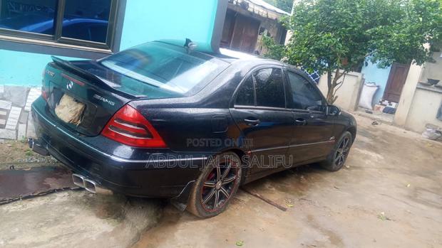 Mercedes-Benz C-Class 2019 Black