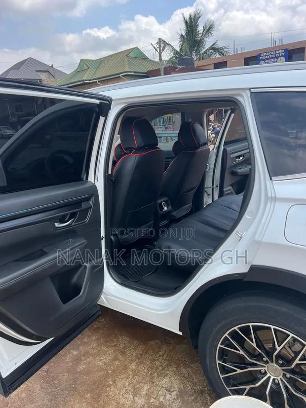 Honda CR-V 2025 White
