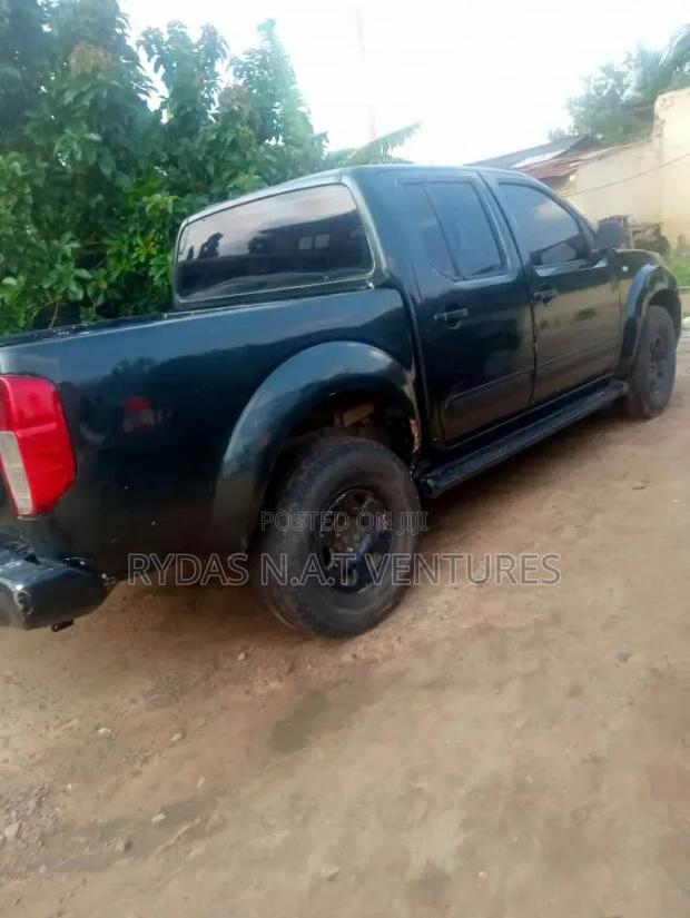 Nissan Navara 2004 Green
