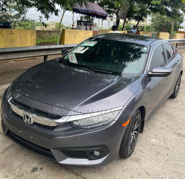 Honda Civic Touring Sedan 2018 Gray