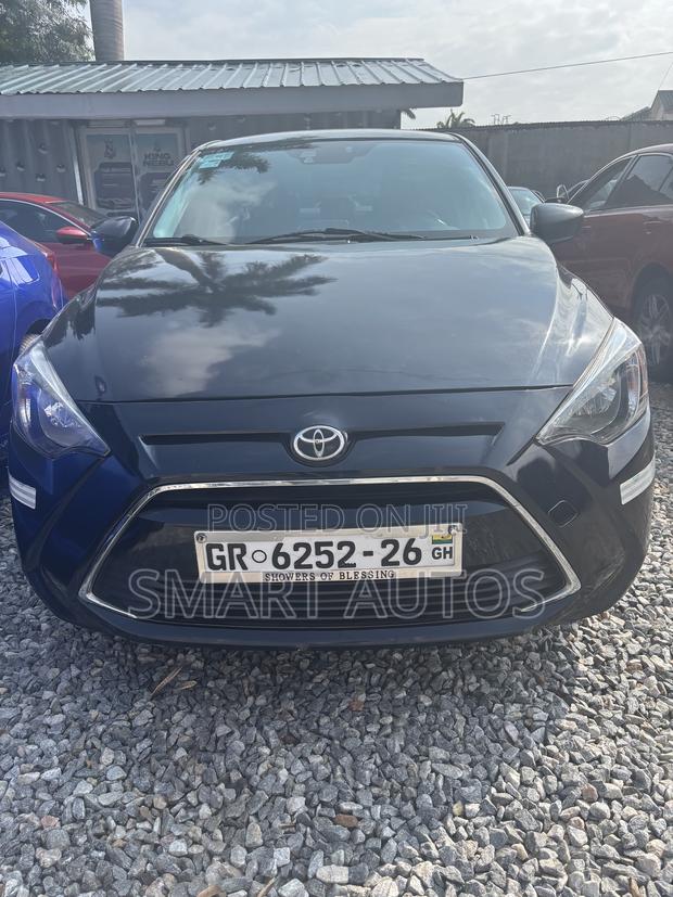 Toyota Yaris iA 1.5 FWD 2016 Black