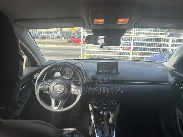 Toyota Yaris iA 1.5 FWD 2016 Black