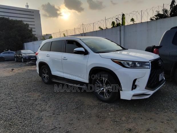 Toyota Highlander 2019 White