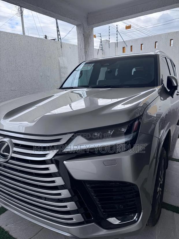 New Lexus LX 2025 Silver