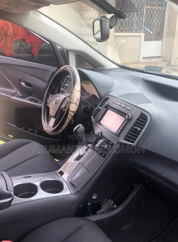Toyota Venza Limited 2014 Brown