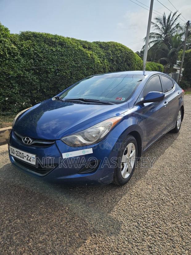 Hyundai Elantra GLS Sedan FWD (1.8L 4cyl 6A) 2013 Blue
