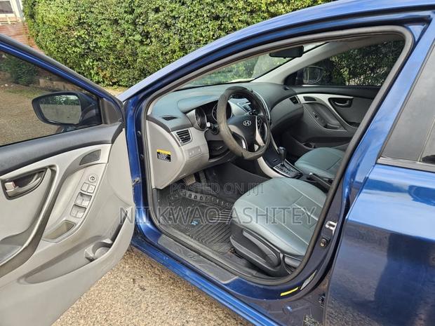Hyundai Elantra GLS Sedan FWD (1.8L 4cyl 6A) 2013 Blue
