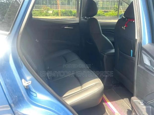 Hozon Neta V 2022 Blue
