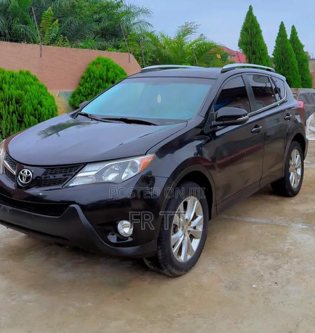 Toyota RAV4 2015 Brown