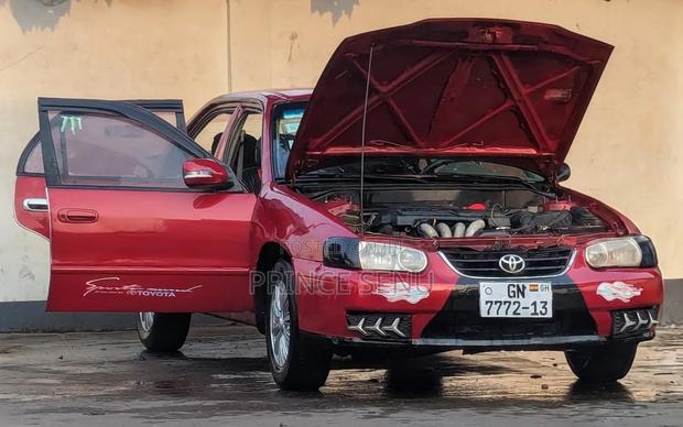 Toyota Corolla 2002 Red
