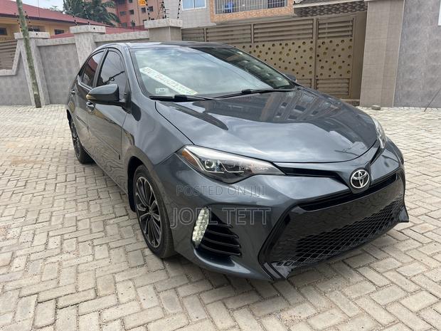 Toyota Corolla 2016 Gray