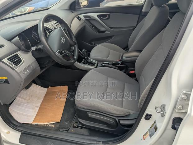 Hyundai Elantra 2014 White