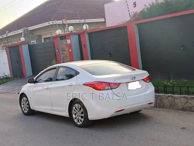 Hyundai Elantra GLS Sedan FWD (1.8L 4cyl 6M) 2013 White