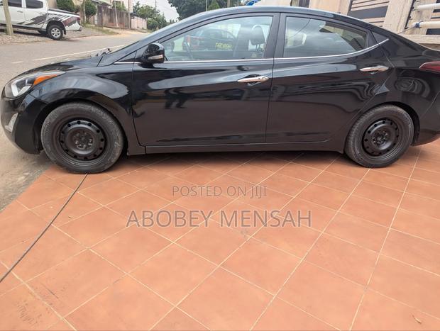 Hyundai Elantra 2016 Black