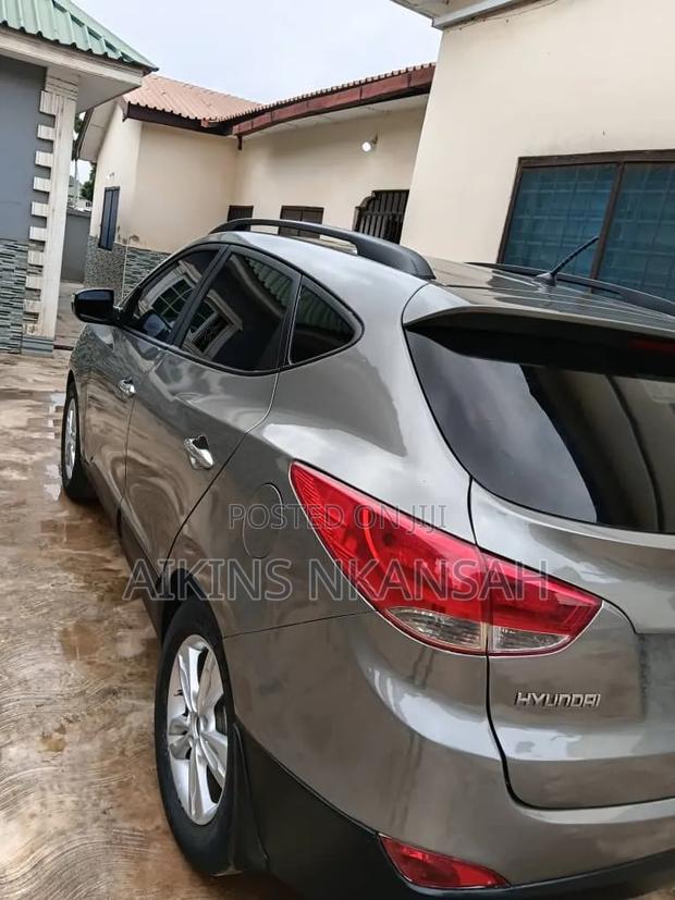 Hyundai Tucson 2014 Silver