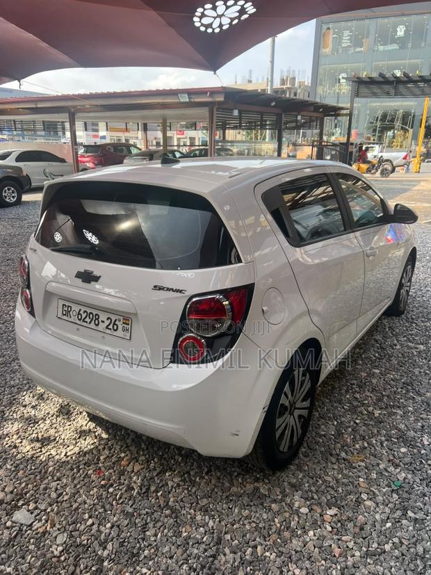 Chevrolet Sonic 2014 White