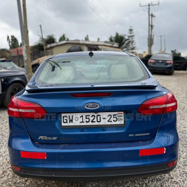 Ford Focus 2018 Blue