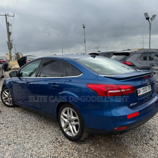Ford Focus 2018 Blue