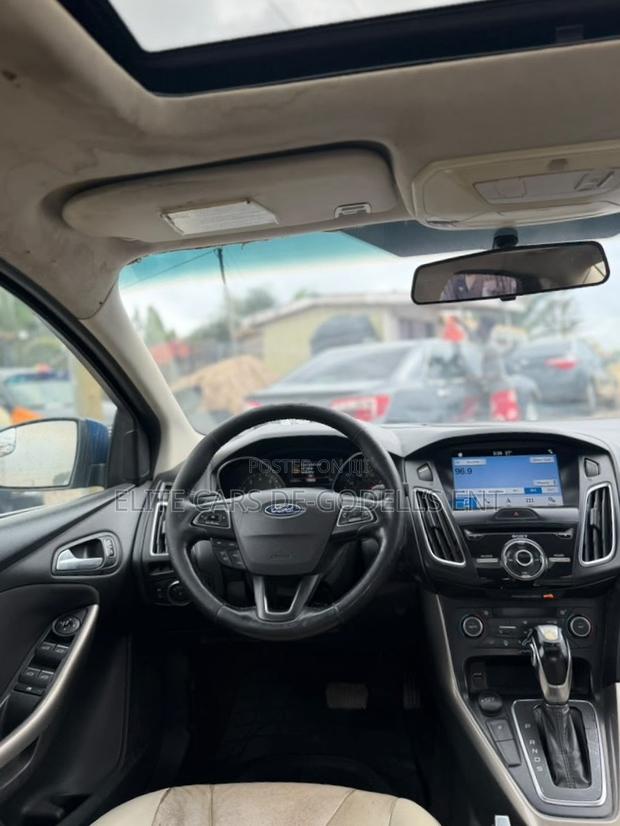Ford Focus 2018 Blue