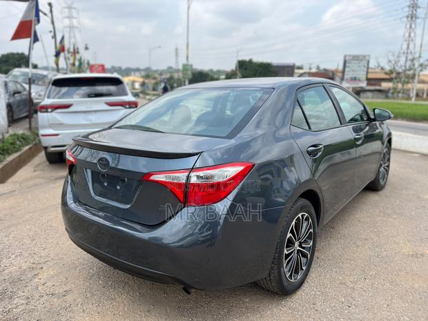 Toyota Corolla S Premium 4dr Sedan (1.8L 4cyl CVT) 2016 Gray