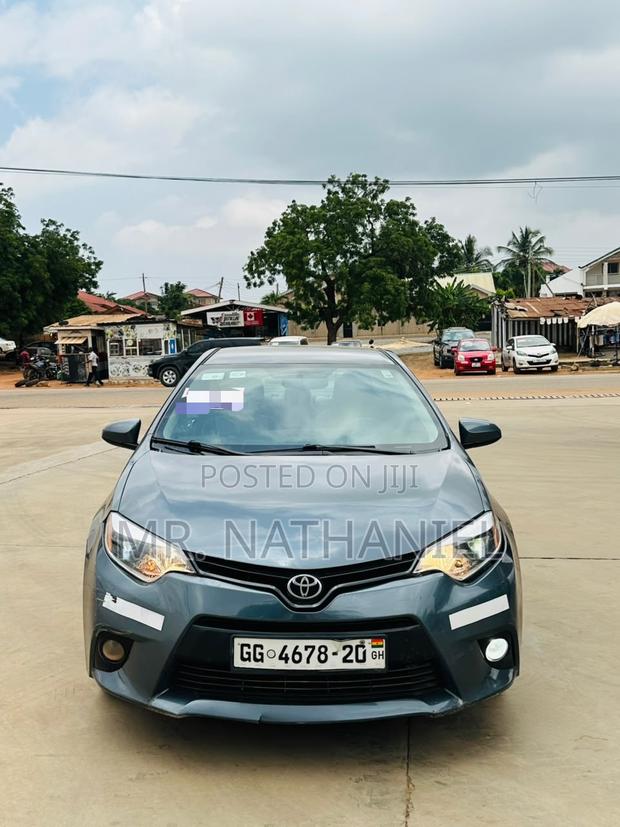 Toyota Corolla 2015 Gray