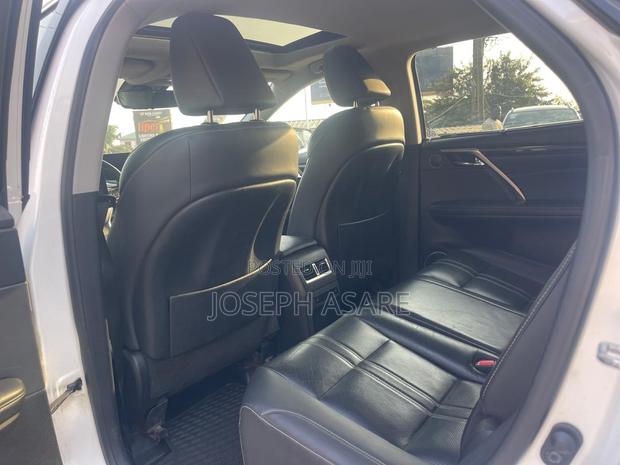 Lexus RX 350 AWD 2022 White