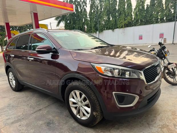 Kia Sorento 4dr SUV 2016 Black