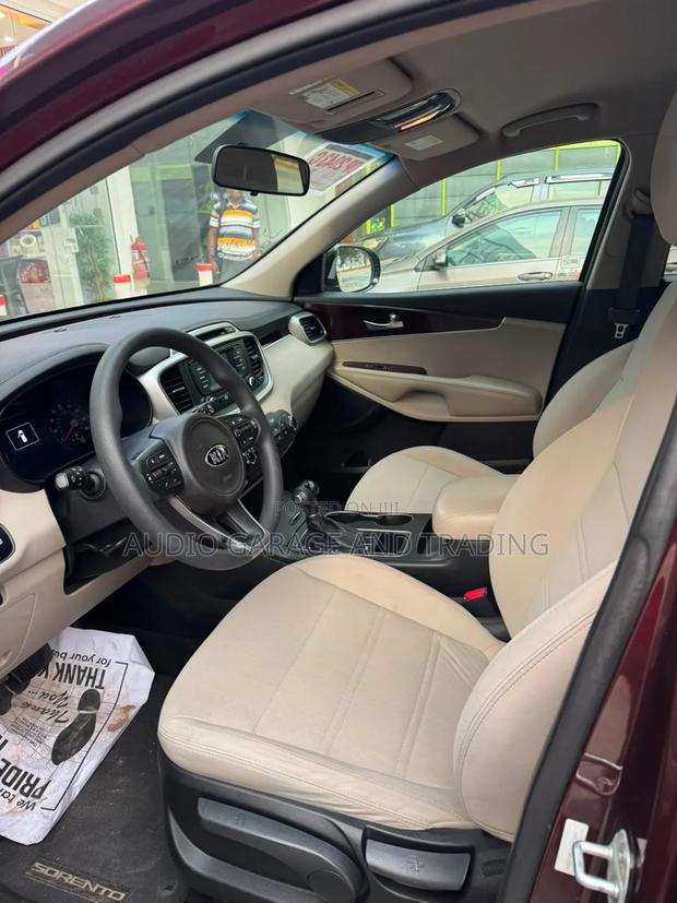 Kia Sorento 4dr SUV 2016 Black