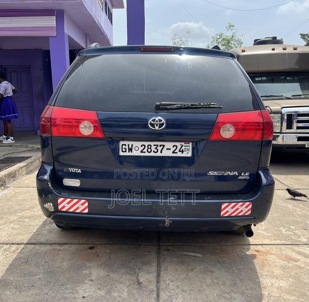 Toyota Sienna 2008 Blue