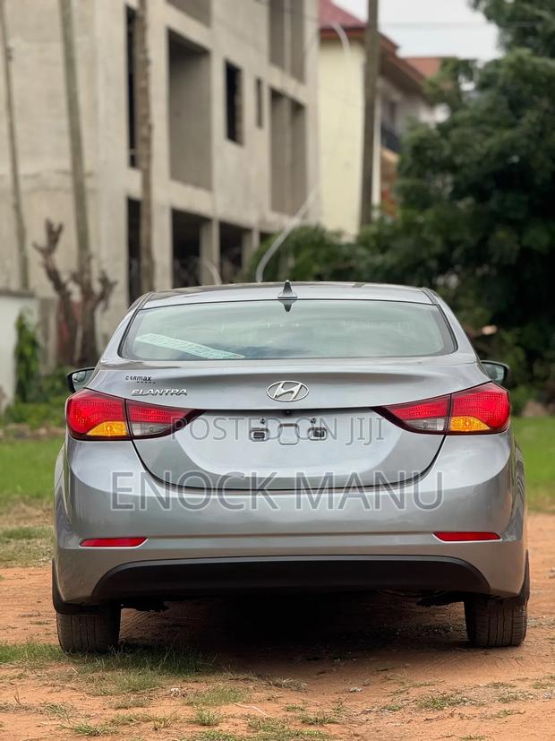 Hyundai Elantra 2015 Gray