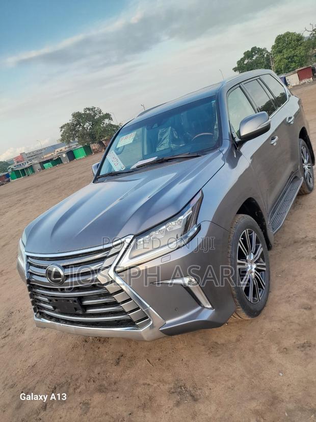 Lexus LX 570 AWD 2019 Gray