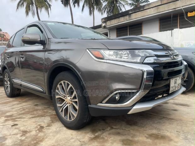 Mitsubishi Outlander SE AWC 2016 Gray