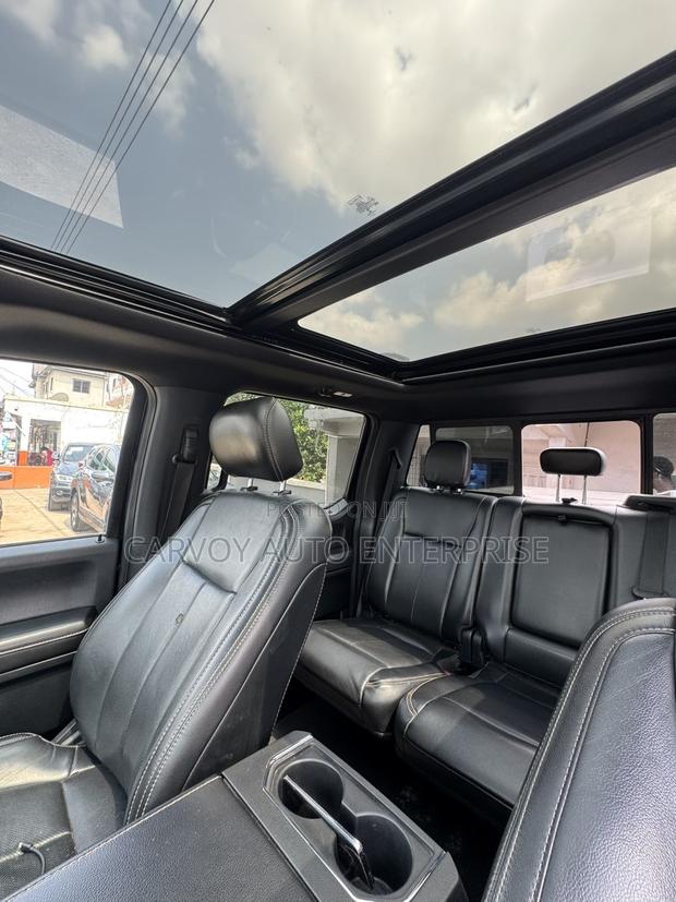 Ford F-150 Lariat 4x4 SuperCrew Cab Styleside 6.5 ft. box 157 in. WB