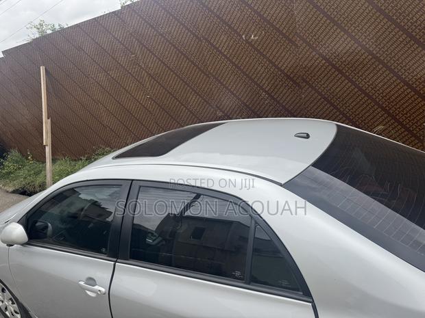 Toyota Corolla LE 4dr Sedan (1.8L 4cyl 4A) 2011 Silver