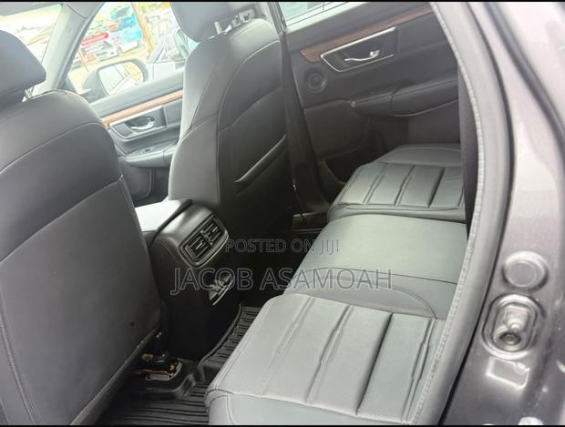 Honda CR-V 2022 Gray