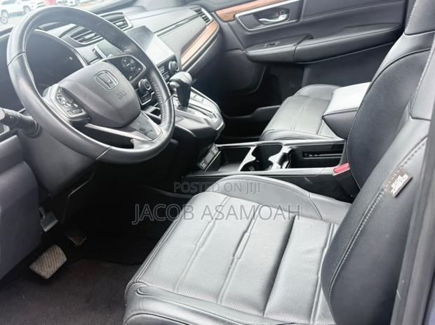 Honda CR-V 2022 Gray