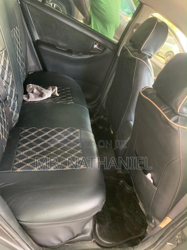 Toyota Corolla 2009 Gray