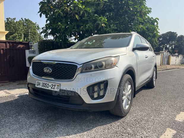 Kia Sorento 2015 Silver