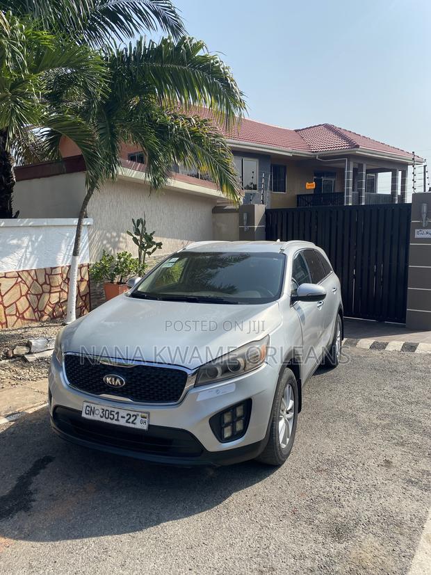 Kia Sorento LX 4dr SUV (2.4L 4cyl 6A) 2015 Gray