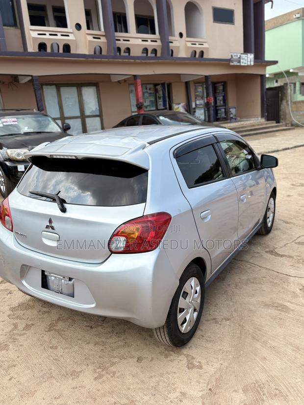 Mitsubishi Mirage 2012 Silver