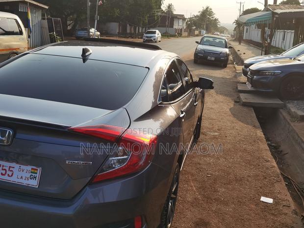 Honda Civic Touring Sedan 2018 Gray