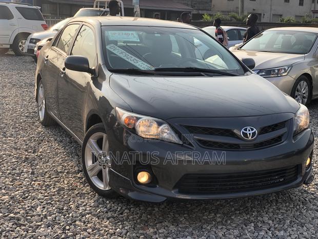 Toyota Corolla S 4dr Sedan (1.8L 4cyl 4A) 2013 Gray