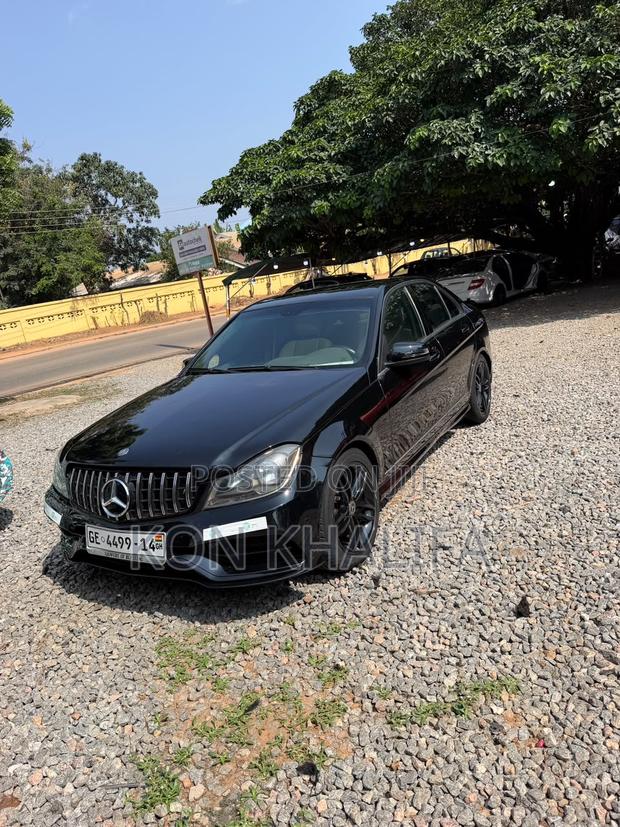 Mercedes-Benz C250 2014 Black