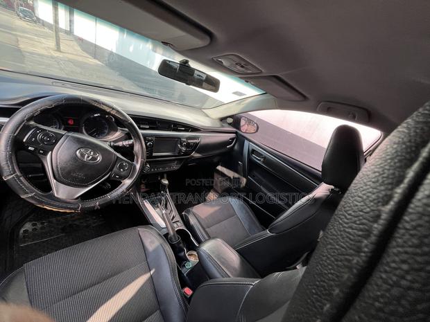 Toyota Corolla S 4dr Sedan (1.8L 4cyl CVT) 2015 Red