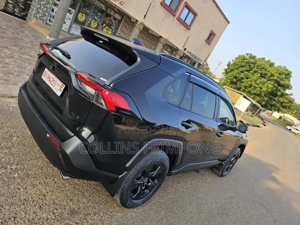 Toyota RAV4 2020 Black